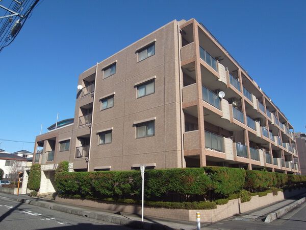 【ヴェルビュ南浦和弐番館】外観写真