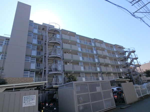 【グリーンライフ蕨市民公園】外観