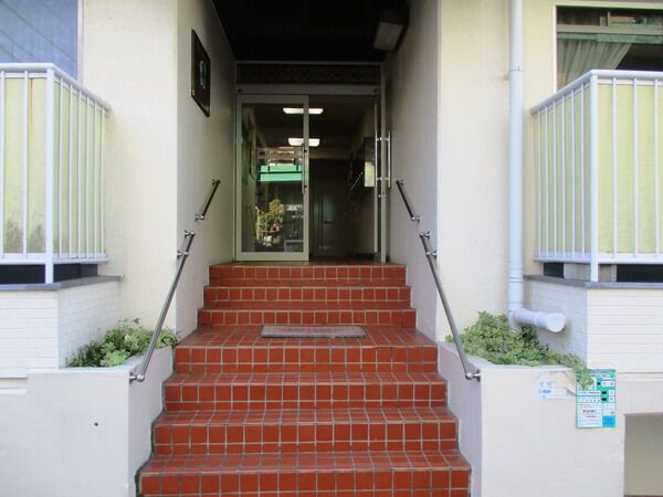 【ダイアパレス富岡】エントランス