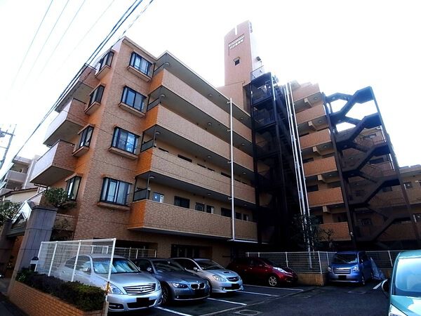 【ライオンズマンション川口原町】外観写真