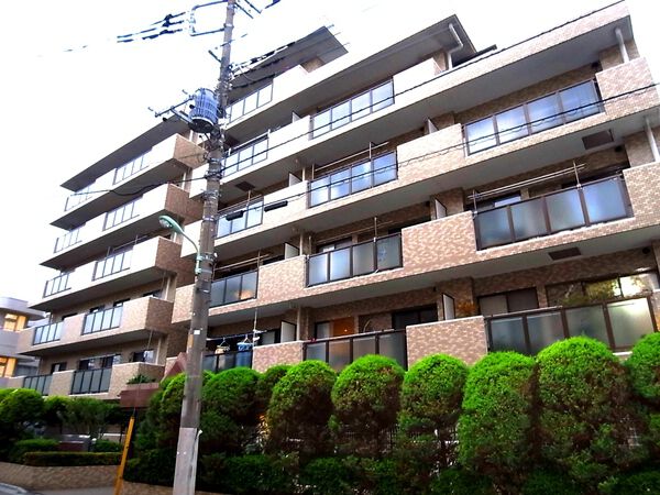 【ローヤルシティ川口原町】外観写真