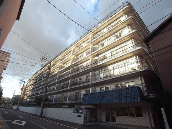 【秀和大森レジデンス】外観