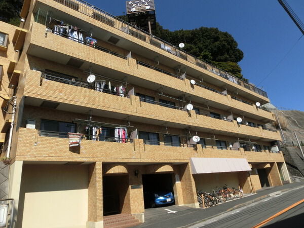 【ホーユウパレス根岸】外観写真