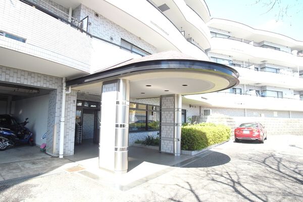 ワコーレ港南台コーポラス