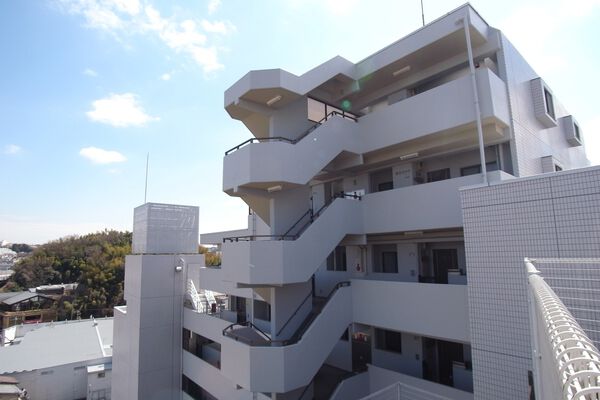 港南台三和プラザ