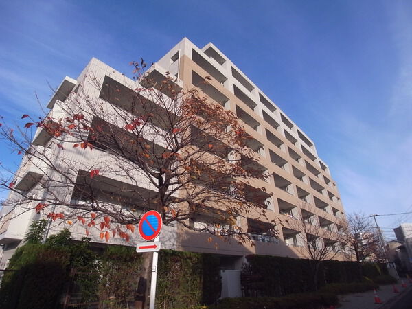 【アールヴェール亀有さくら通り】外観写真