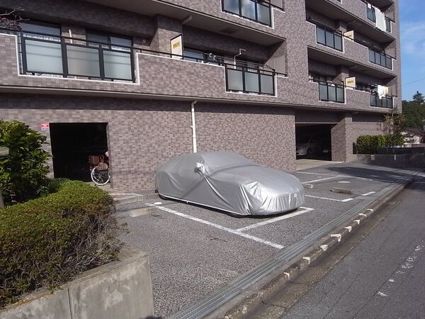 【マノー我孫子サンステージ】駐車場