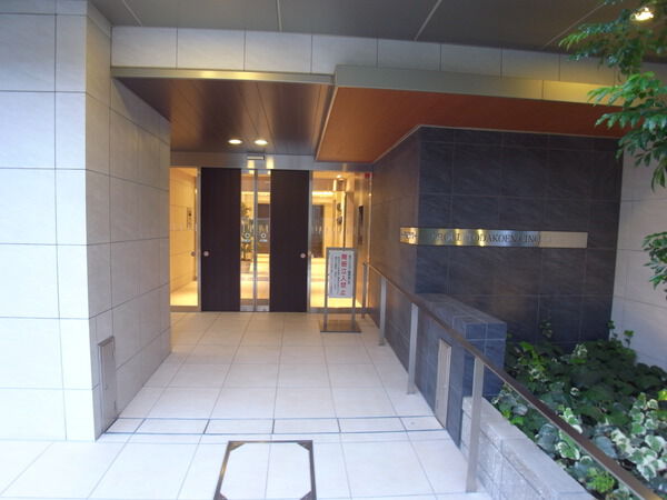【プラウド戸田公園サンクアージュ】マンションエントランス 【プラウド戸田公園サンクアージュ】マンションエントランス