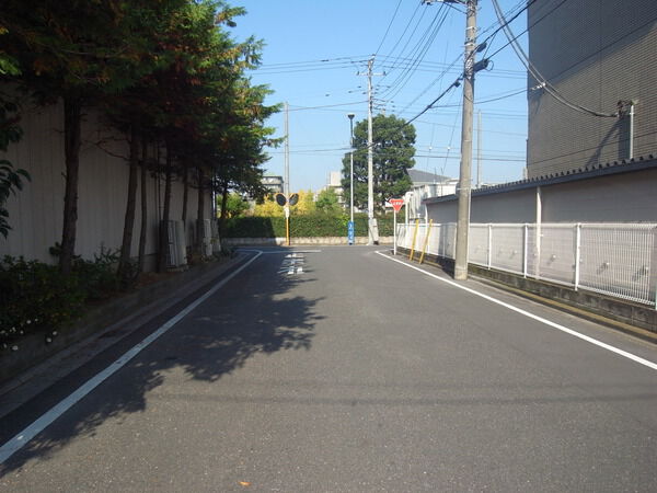 【プラウド戸田公園パークフロント】前面道路