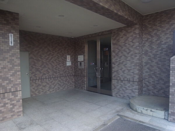 【レクセル戸田】エントランス