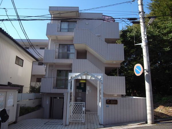 【スカイコート武蔵浦和】外観写真