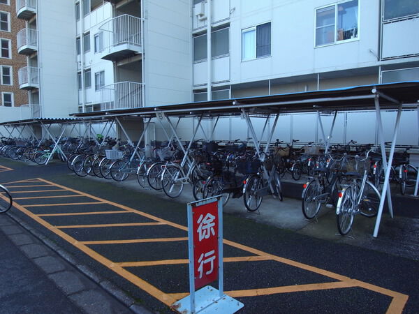 【浦和白幡東高層住宅】駐輪場