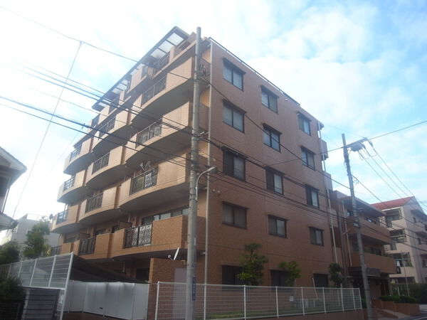 【ダイアパレス北戸田】外観写真
