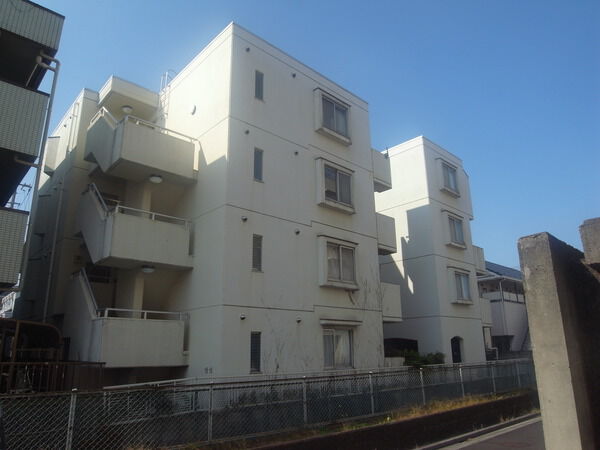 【ソシアーレミラン中浦和】外観写真