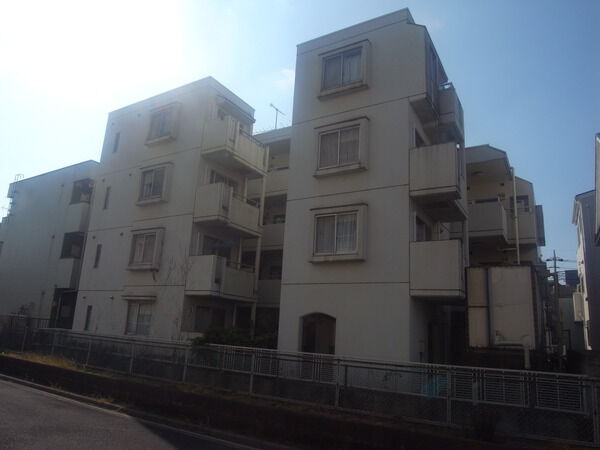 【ソシアーレミラン中浦和】外観写真