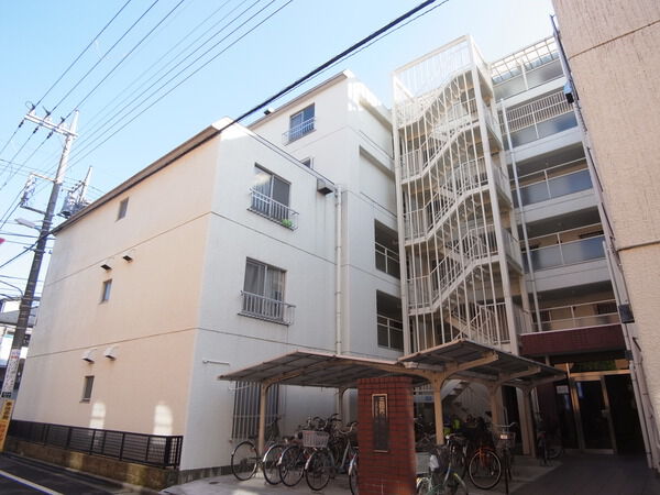 【三田西小岩ガーデン】外観写真