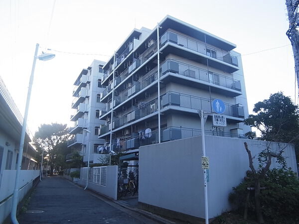 【鎌倉町パークファミリア】外観写真 【鎌倉町パークファミリア】外観写真