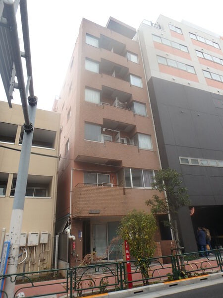 【ライオンズマンション新三河島】外観