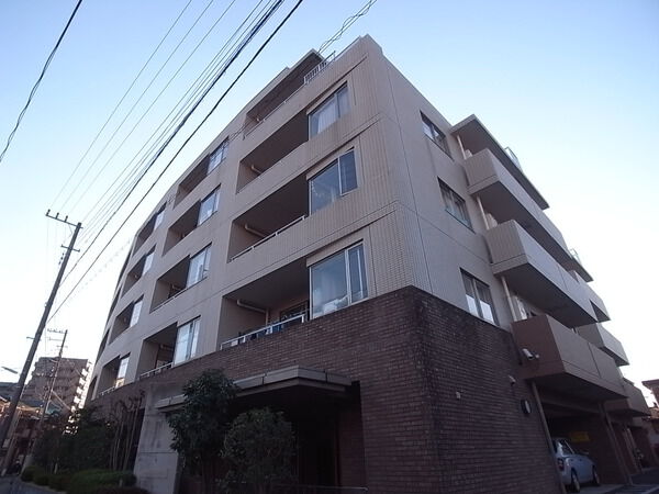 【ベルパテイオ堀切菖蒲園】外観写真