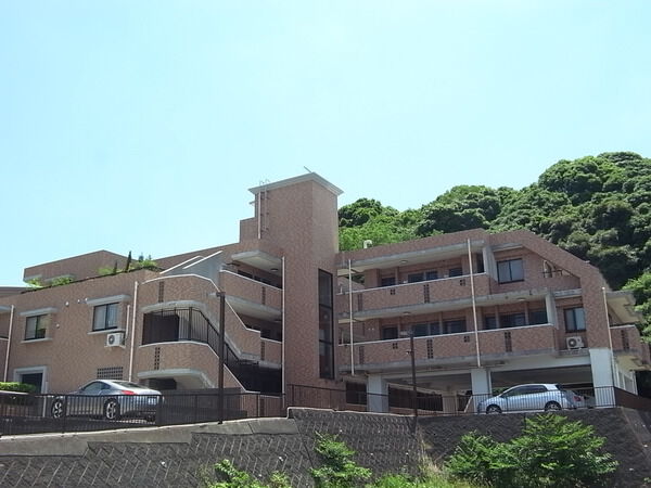コリンズ成田弐番館