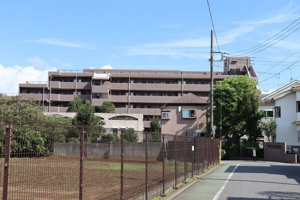 【ゼファー船橋薬園台パークグランデ】外観