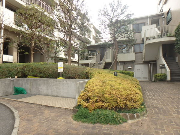 中銀薬園台マンシオン