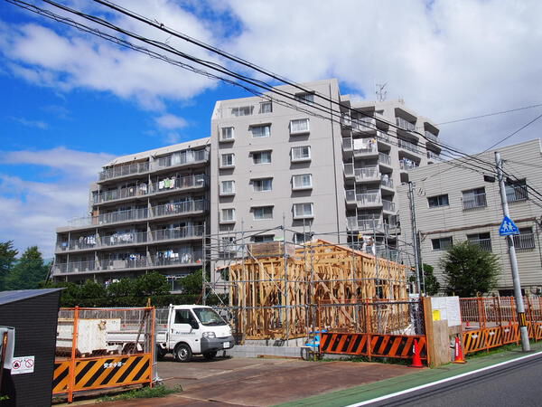 【サンマンション松戸常盤平】外観写真