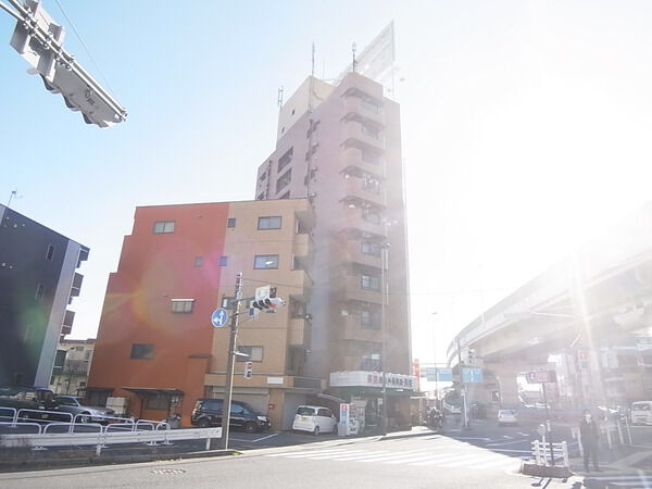 【グリーンパーク第３五反野】建物外観