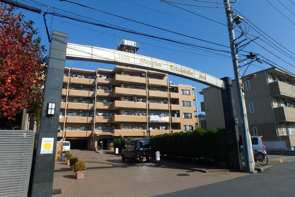 【ライオンズマンション竹ノ塚第3】外観