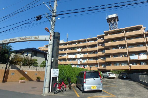 【ライオンズマンション竹ノ塚第3】外観