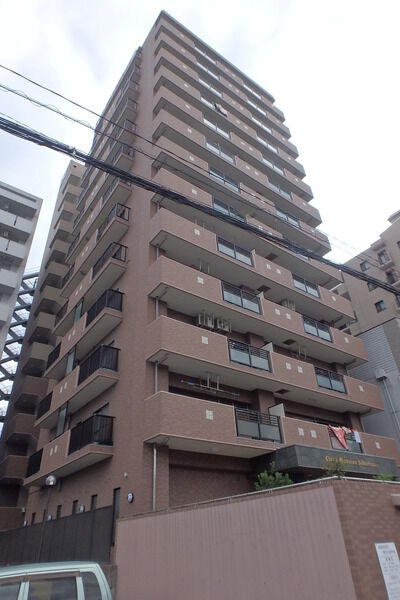 【ライオンズマンション草加駅前】外観写真