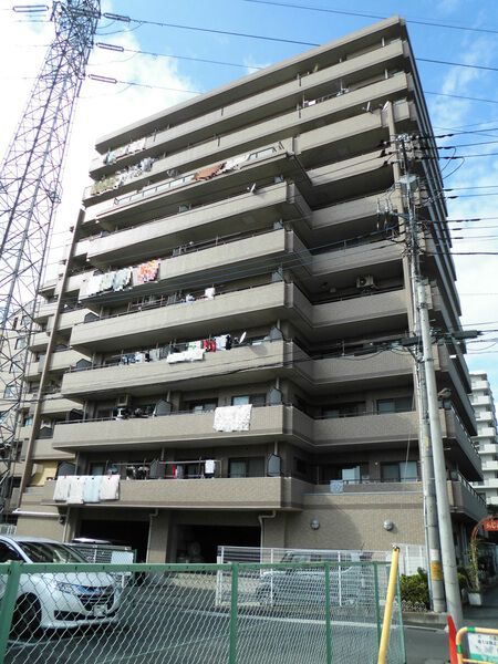【ライフピア草加松原】外観写真