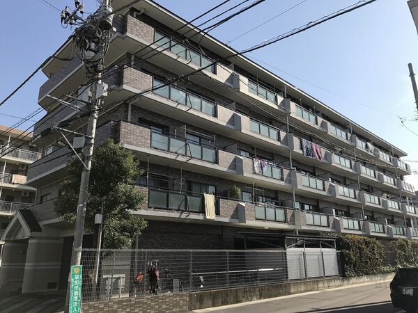 【ヴェラハイツ草加新田駅前】外観