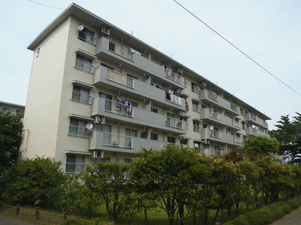 【草加旭町団地】外観写真