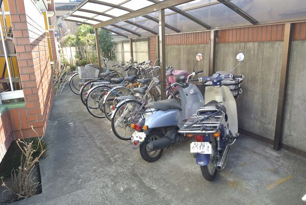 【北大宮ハイツ】駐輪場・バイク置場