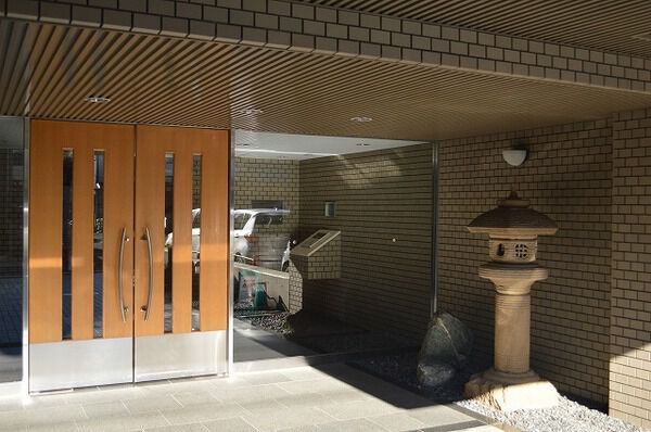 【パークハイム池袋本町】エントランス 【パークハイム池袋本町】エントランス