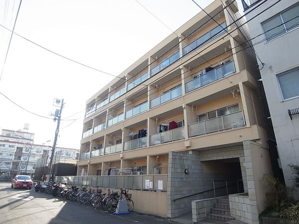 【ときわ台マンション】外観写真