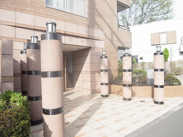 【モナーク城北中央公園】エントランス