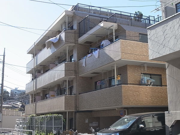 【ライオンズマンション上板橋第2】外観写真