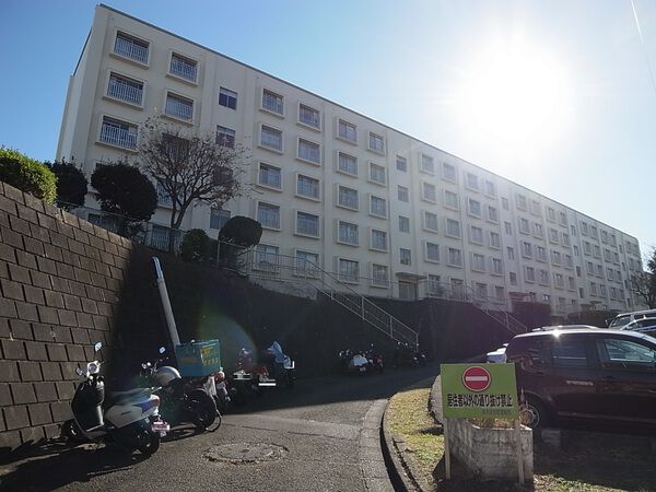 【若木住宅】外観写真