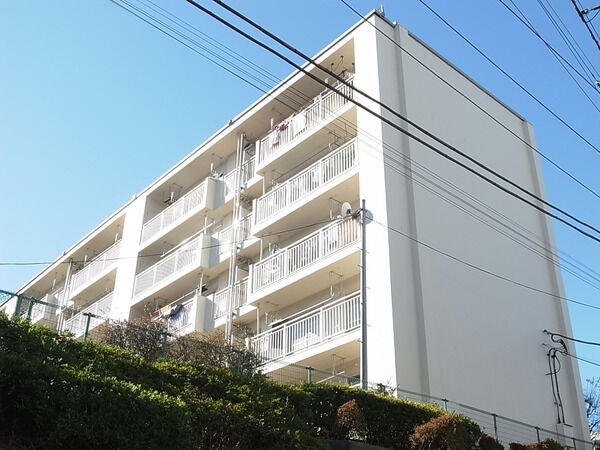 【若木住宅】外観写真