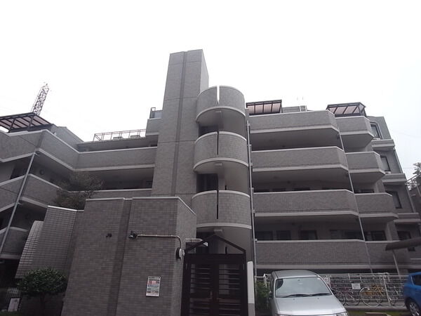 【キャニオングランデ東武練馬】外観写真