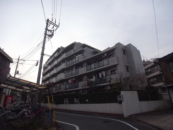 【クリオ赤塚】外観写真