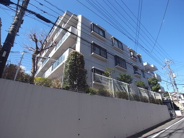 【クリオ成増壱番館】外観