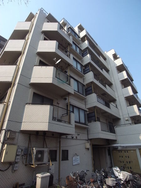 【メゾーネ成増】外観写真