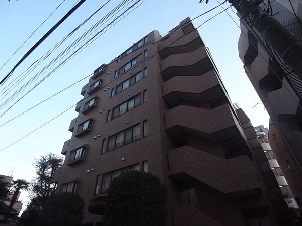 【ライオンズマンション成増第6】外観写真