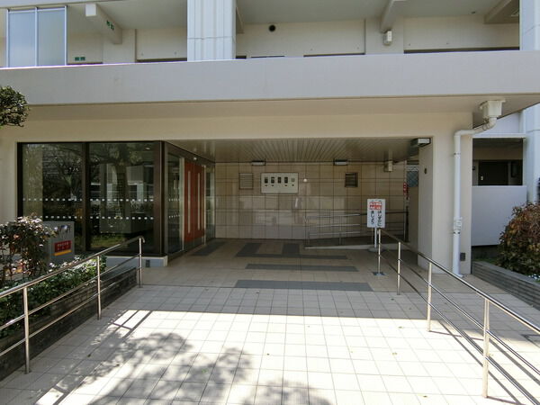【光が丘パークタウン 大通り北】エントランス
