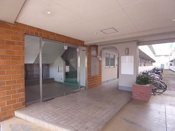 朝霞サンハイツ 3枚目 朝霞サンハイツ