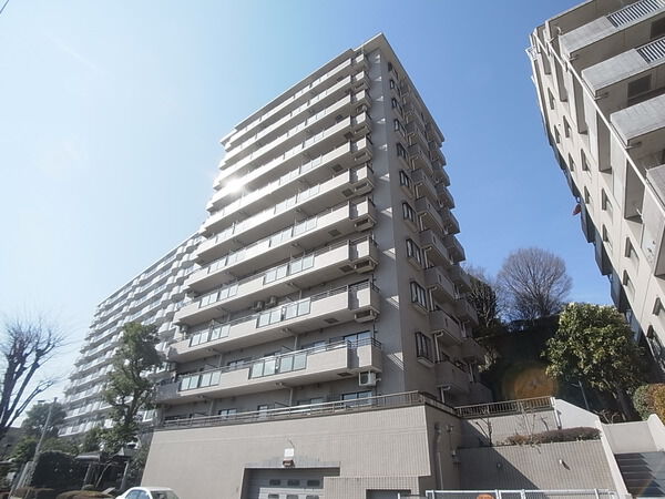 【ハウス朝霞台】外観写真 【ハウス朝霞台】外観写真