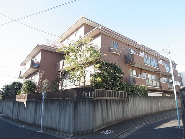 【朝日常盤台マンション】外観写真
